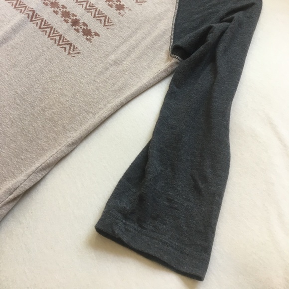 American Flag Tee- Billabong! - Picture 3 of 5